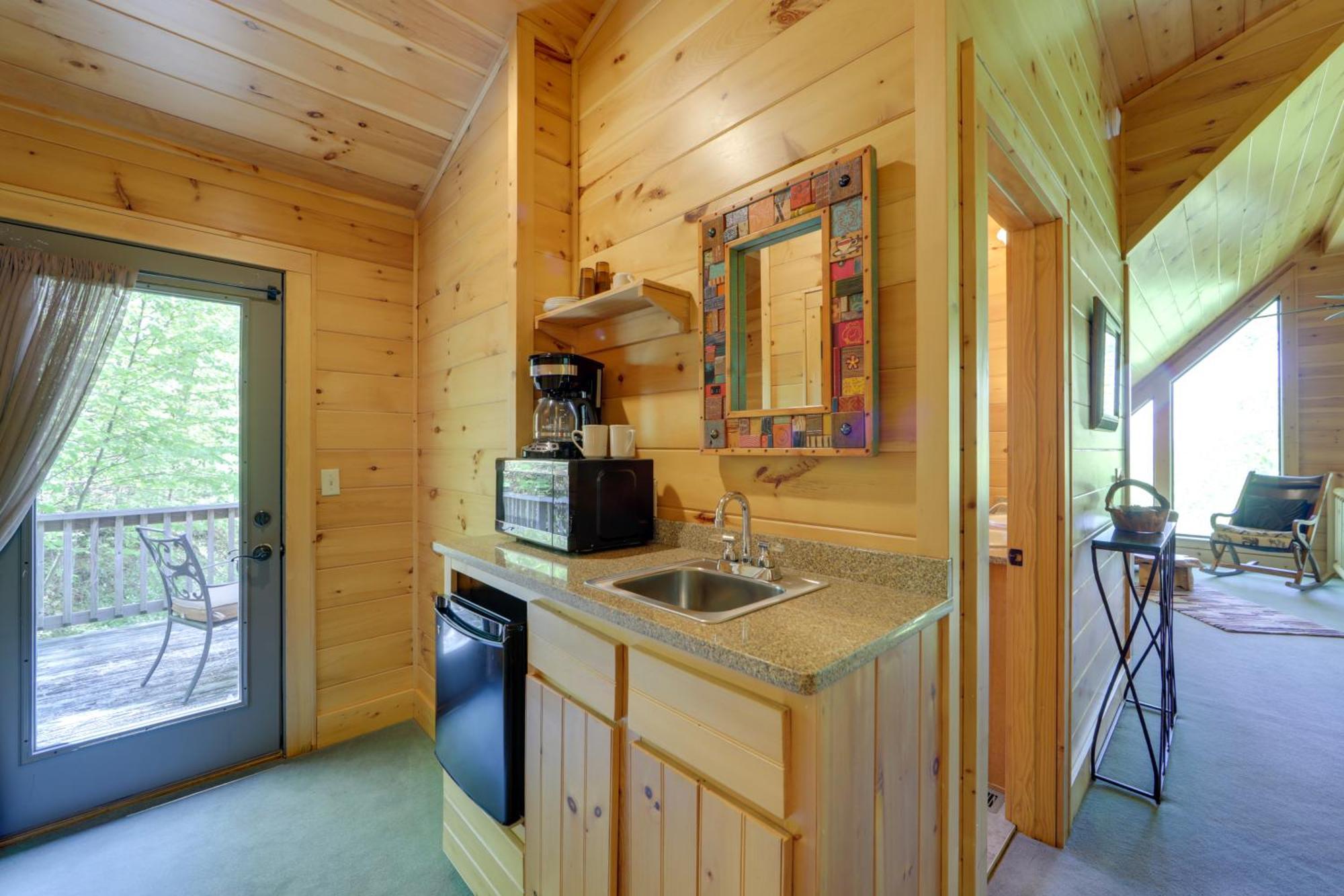 Bryson City Cabin With Hot Tub And Mountain Views! Kültér fotó